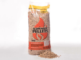 Das Foto zeigt einen 15 Kilo Sack Holzpellets der Marke Schwaiger